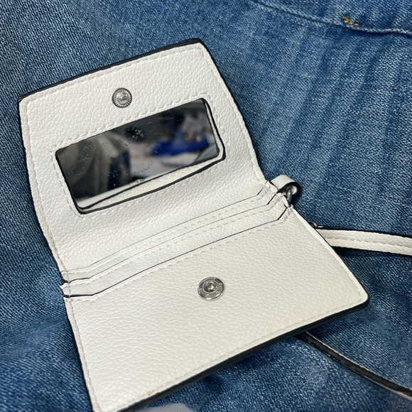 STEVE MADDEN Credit Card/ID Wallet with Wrist Strap White-OS - Picture 5 of 7